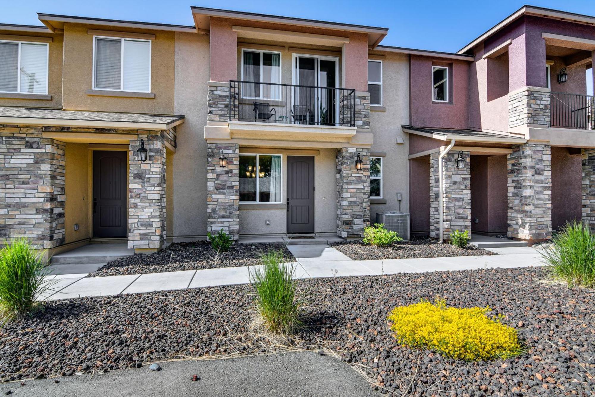 Central Carson City Townhome, 1 Mi To Downtown! ภายนอก รูปภาพ